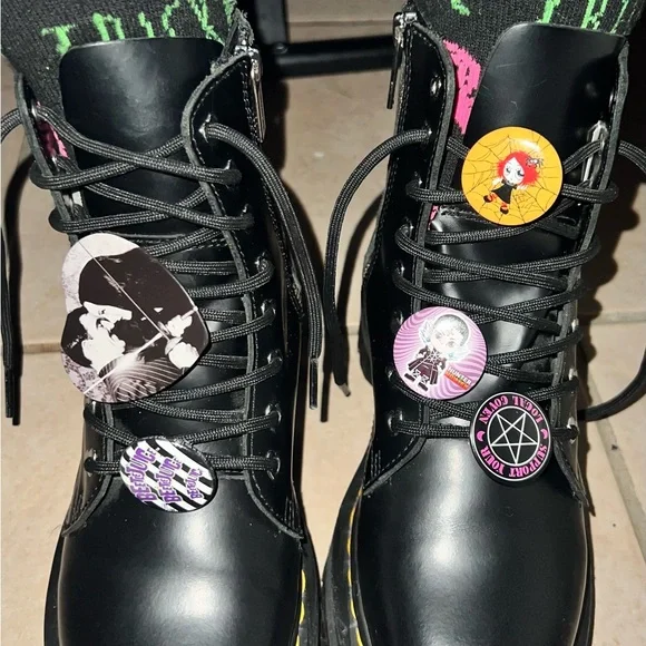 Authentic Hello Kitty Dr Marten Platform boots! Dollskill - Picture 9 of 16
